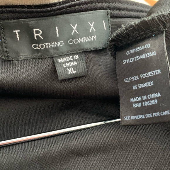 Trixxi Juniors' Glitter Velvet Surplice Dress - Picture 8 of 9